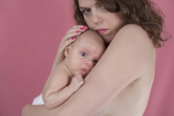 Schattig portret van moeder en baby — Stockfoto