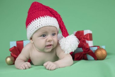 küçük şirin bebek kız 