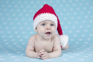 Bebek yılbaşı şapkası