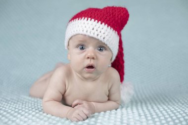 Bebek yılbaşı şapkası