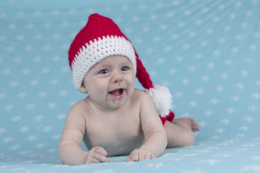 Bebek yılbaşı şapkası