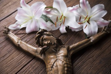 İsa Mesih tahtadan yapılmış