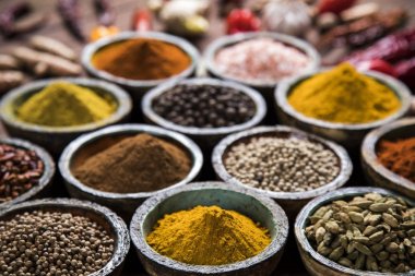 çeşitli baharatlar seçimi 
