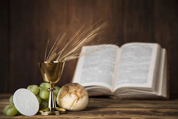 Sacrament van communie, symbool van de Eucharistie — Stockfoto