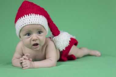 Bebek yılbaşı şapkası