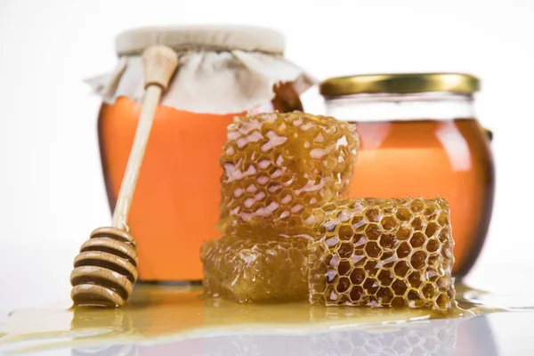 Vaso di miele liquido — Foto Stock