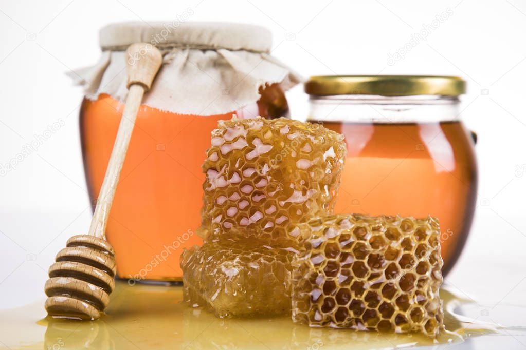 Jar of liquid honey 