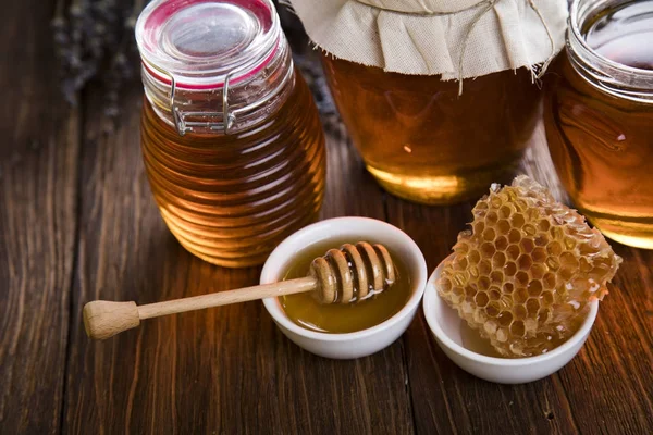 Fresh Sweet honey — Stock Photo, Image