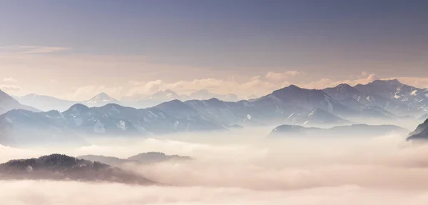 View of beautiful Winter mountain landscape — Stock Photo, Image