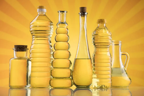 Aceite de oliva virgen extra, semillas de girasol, aceite de colza —  Fotos de Stock