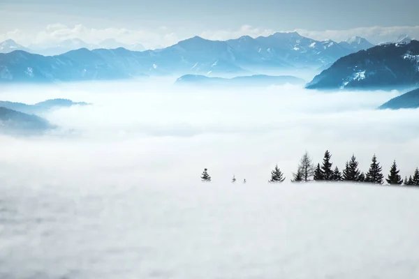 Espace pour votre texte, Scène Wintr, vue imprenable sur la montagne — Photo