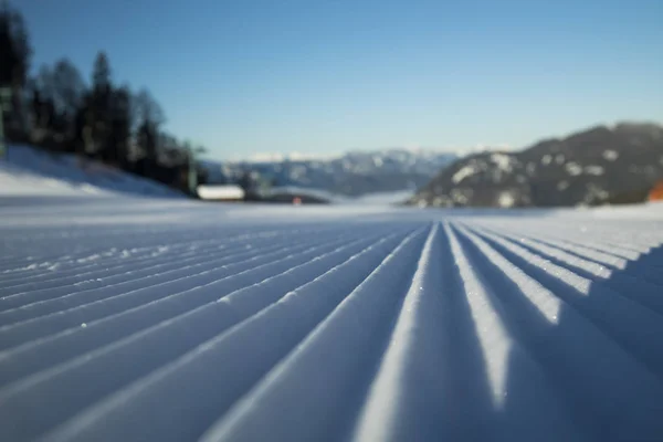 Vinterutsikt i fjällen, skidort — Stockfoto