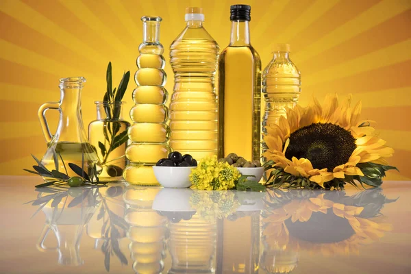 Продукти для приготування їжі та харчової олії, оливкова олія, соняшник — стокове фото