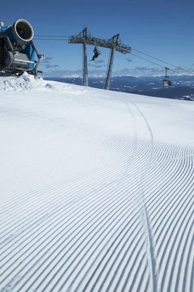 산의 겨울 경치, 스키 리조트 — 스톡 사진