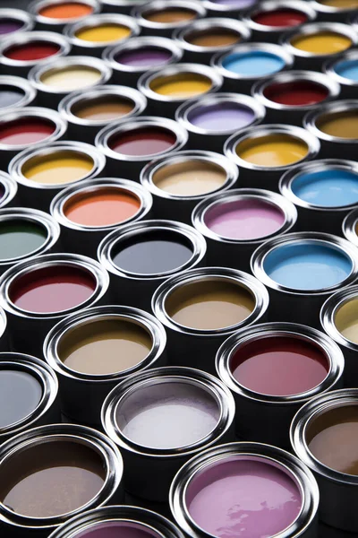 開いている缶の塗料、創造性の概念 — ストック写真