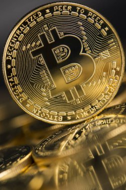 Bitcoin bir kripto para birimi ve dünya çapında ödeme, teknoloji konsepti