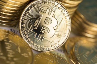 Bitcoin bir kripto para birimi ve dünya çapında ödeme, teknoloji konsepti