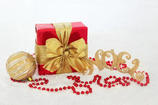 Gift Box and Decorations — Stock Photo, Image