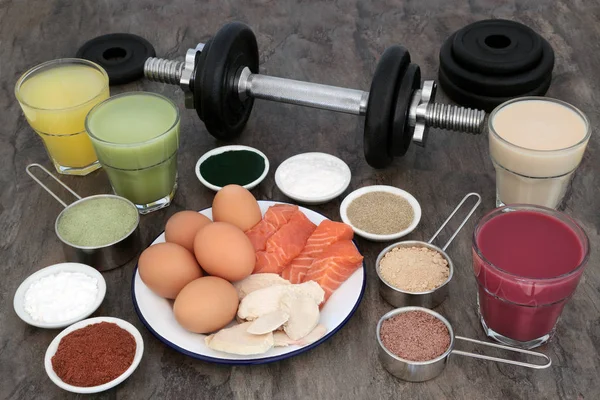 Equipo de entrenamiento con pesas y complementos alimenticios — Foto de Stock