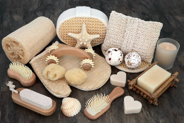 Spa natural e produtos de cuidados com a pele — Fotografia de Stock