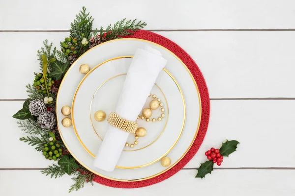 Juldukning vid middagsbordet — Stockfoto