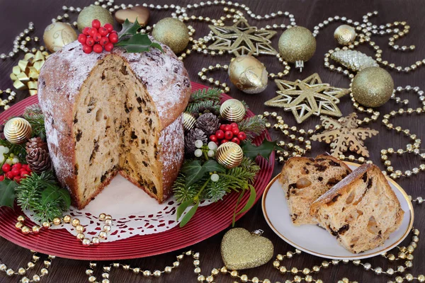 パネトーネ クリスマス ケーキ — ストック写真