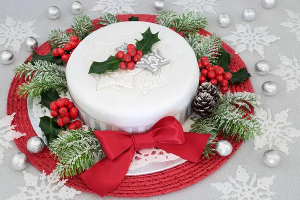 Festive Ice Christmas cake — Stock Photo, Image