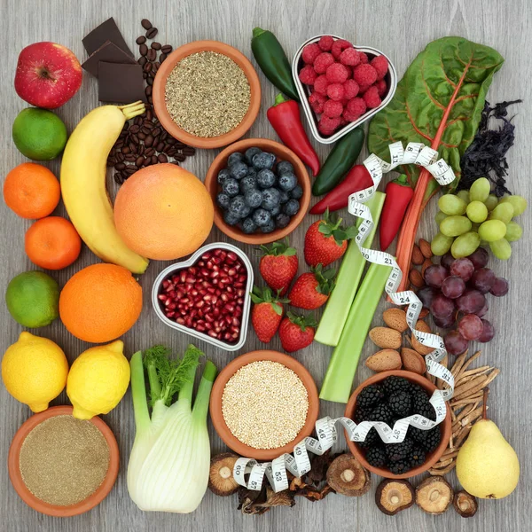 Hälsosam kost mat och örtmedicin — Stockfoto