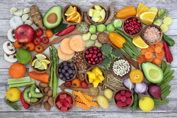 Alimentos saudáveis ricos em antioxidantes — Fotografia de Stock