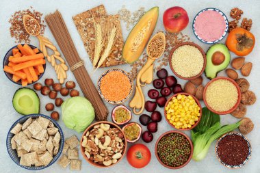 Yüksek fiber vejetaryen sağlıklı yiyecekler, yüksek miktarda antioksidan, omega 3, düşük Gi seviyeli vitamin ve protein içeren diyabet ilaçları. Kan basıncını ve kolesterolü düşürür ve sağlıklı bir kalbi optimize eder..