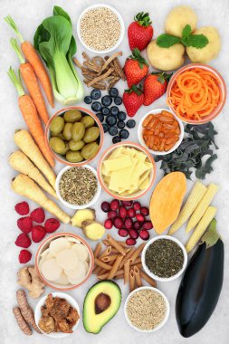 Çin bitkisel ilaçlarında bağırsak sendromunu tedavi etmek için kullanılan sağlıklı gıda ve bitkiler. Yüksek miktarda antioksidan, protein, diyet lifleri, vitaminler, mineraller, akıllı karbonhidratlar ve anthocyaninler. Düz yatıyordu.