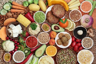 Büyük bir yiyecek koleksiyonuyla vejetaryen sağlıklı ve süper gıda bitkisi diyeti. Protein, vitamin, mineral, antioksidan, anthocynin, lif, omega 3, lycopene & akıllı karbonhidratlar. Etik yemek kavramı.  