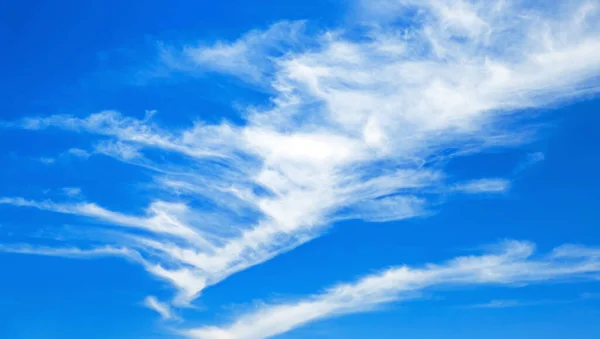 Fond Naturel Été Ciel Bleu Avec Nuages Blancs — Photo