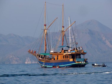 ahşap yelkenli gemi