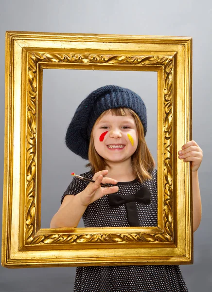 Meisje van de schilder — Stockfoto