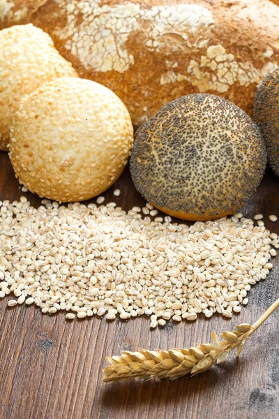 Healthy multi grain bread on wood — Stock Photo, Image