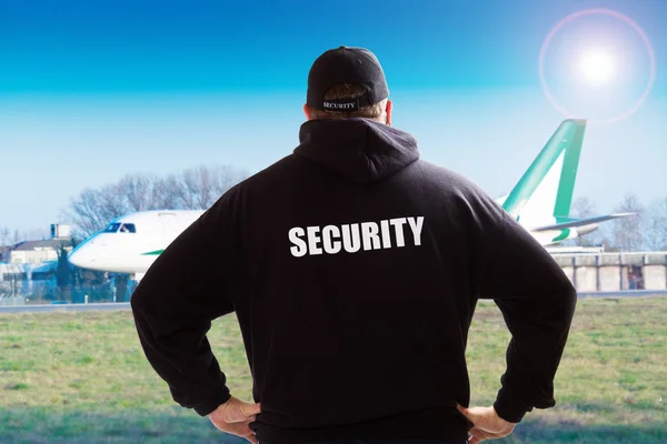 Guardie di sicurezza in aeroporto — Foto Stock