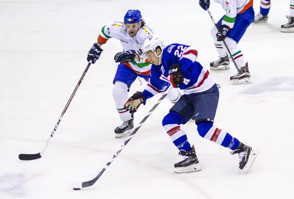 Gra między Włochami a Usa Hockey Team — Zdjęcie stockowe