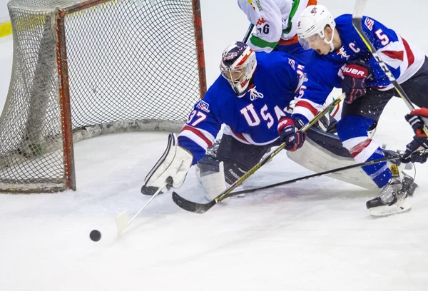 Gra między Włochami a Usa Hockey Team — Zdjęcie stockowe