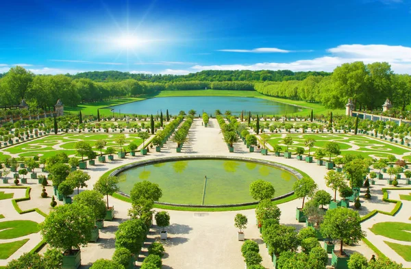 Decorative gardens at Versailles in France — Stock Photo, Image