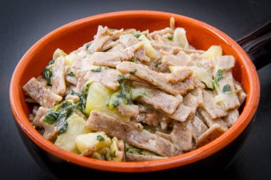 Valtellina pizzoccheri bir tabak