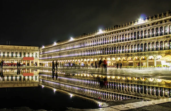 Cidade de Veneza à noite — Fotografia de Stock