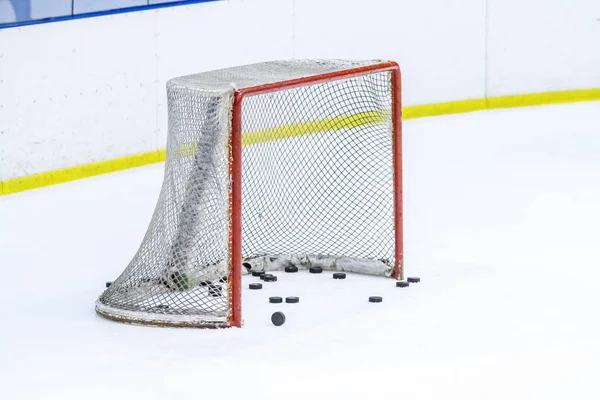 Red Hockey Sobre Hielo Vacía —  Fotos de Stock