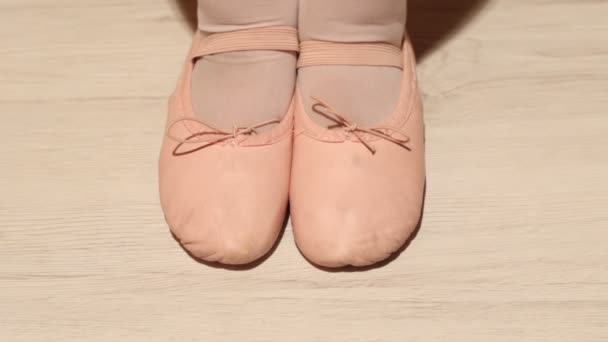 Eine Ballerina Füße Tanzen — Stockvideo