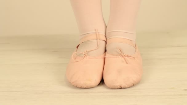 Eine Ballerina Füße Tanzen — Stockvideo