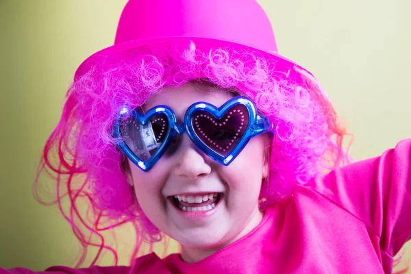 Fille Heureuse Avec Masque Carnaval — Photo