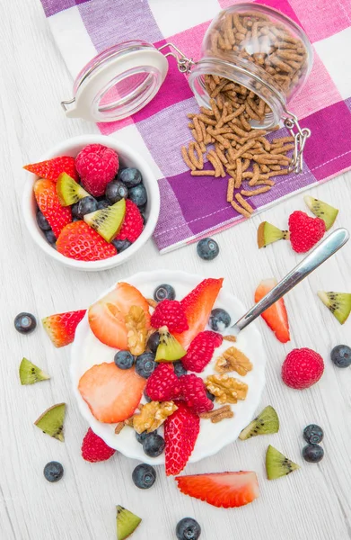 Breakfast Yogurt Strawberry Rasperry Cereals — Stock Photo, Image