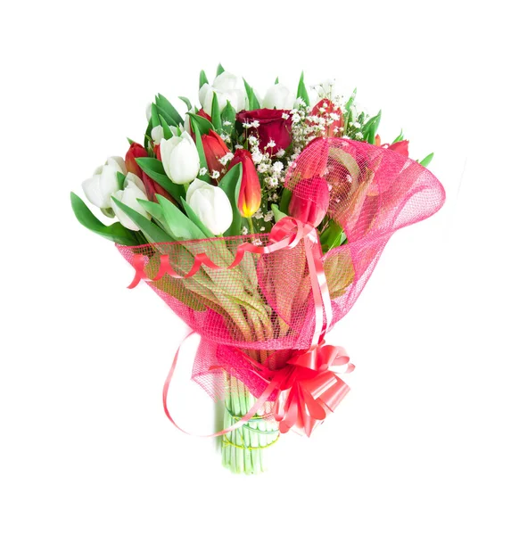 Krásná kytice červené a bílé tulipán a jedna růže — Stock fotografie