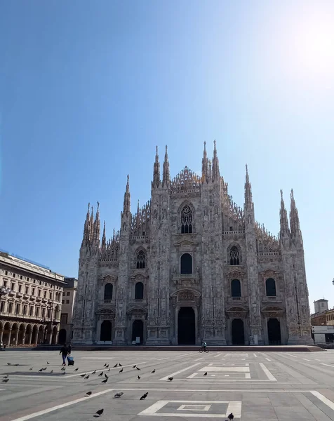 Place Cathédrale Milan Désertée Pour Descente Coronavirus — Photo