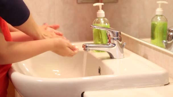 Mytí Rukou Tření Mýdlem Pro Prevenci Koronového Viru Hygiena Zastavení — Stock video